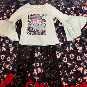 NWOT Girls Size M(3years) Marie Nicole Clothing 2 piece Santa Set